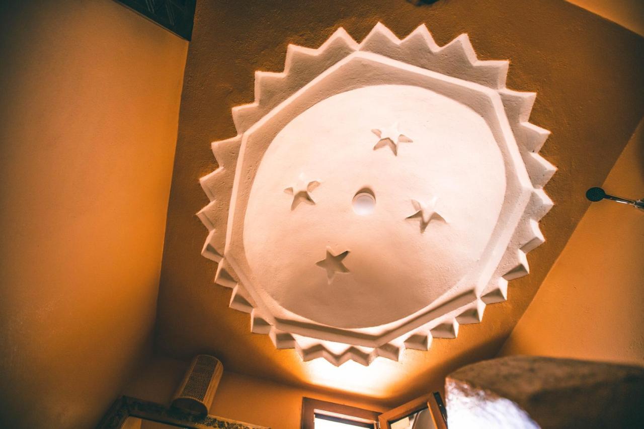 Traditional Riad Merzouga Dunes Buitenkant foto