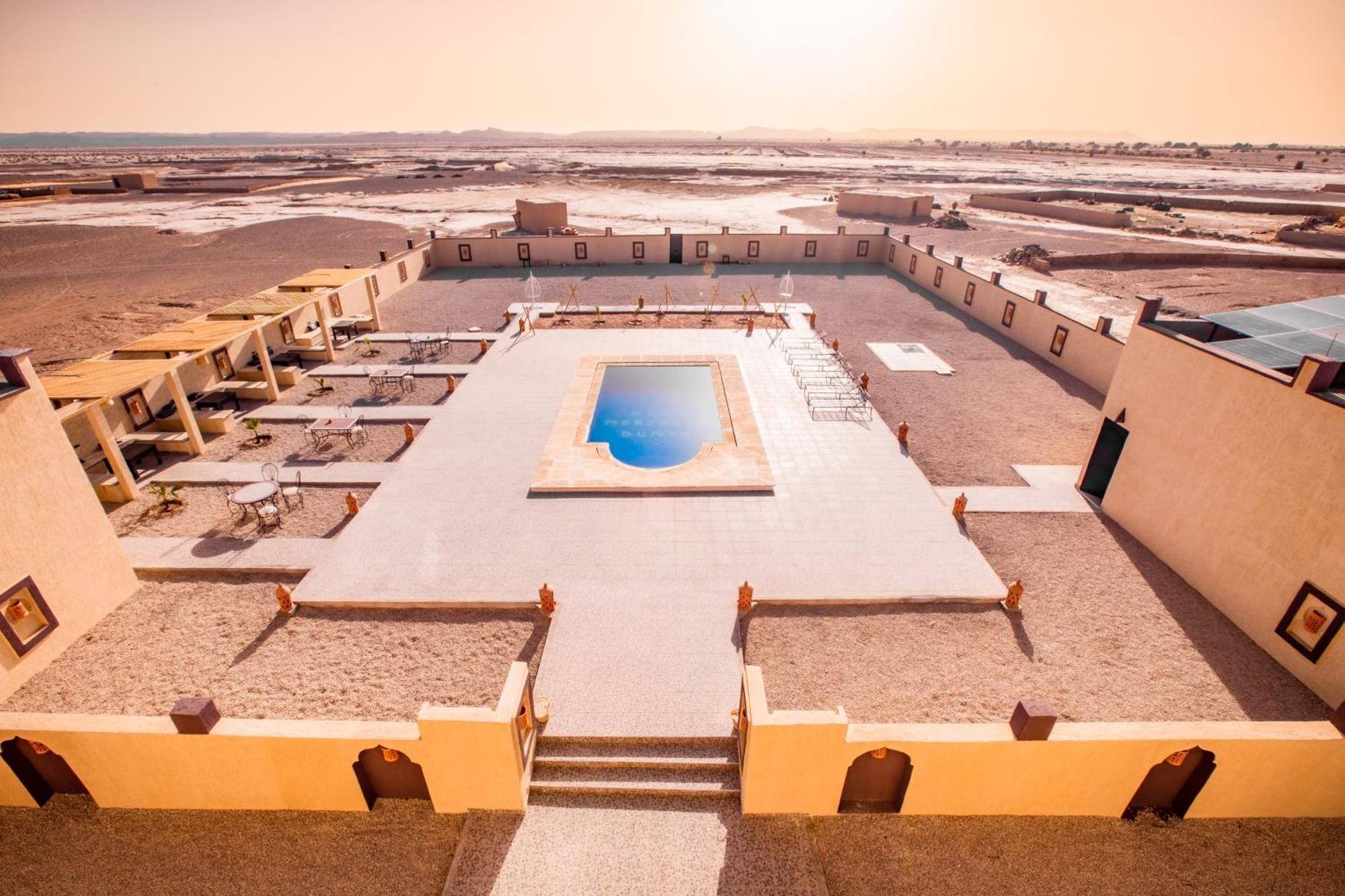 Traditional Riad Merzouga Dunes Buitenkant foto